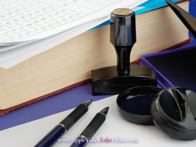 Waterfront homes at Apple Valley Lake